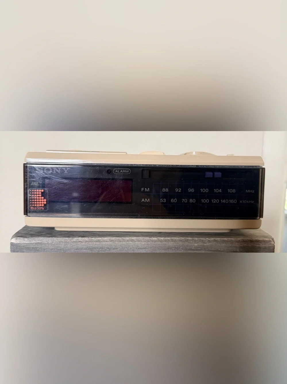 Vintage 80's Sony Dream Machine FM/AM Digital Clock Radio Alarm  ICF-C3W